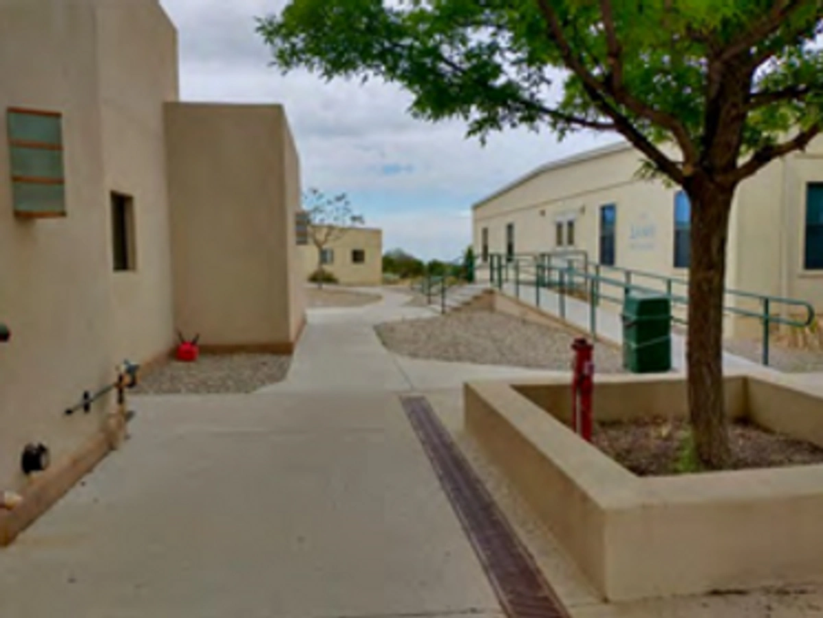 Alda Multedo Building exterior view